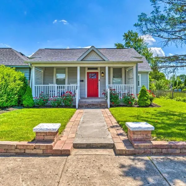 Family-Friendly Home Near Noblesville Square!, hotel in Noblesville