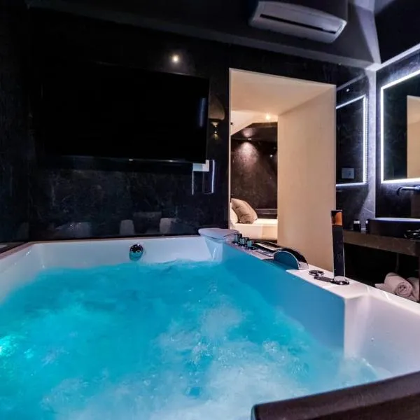 4 Suites " unconventional living rooms ", hotel in Catania