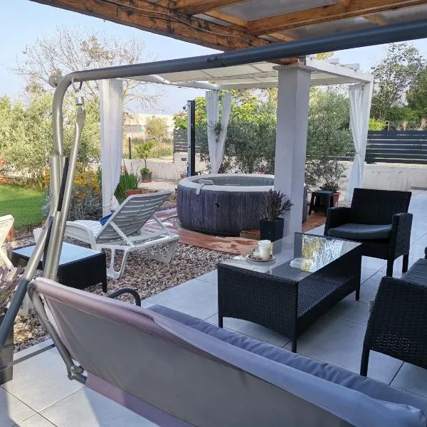 Villa Molo, khách sạn ở Novigrad Istria