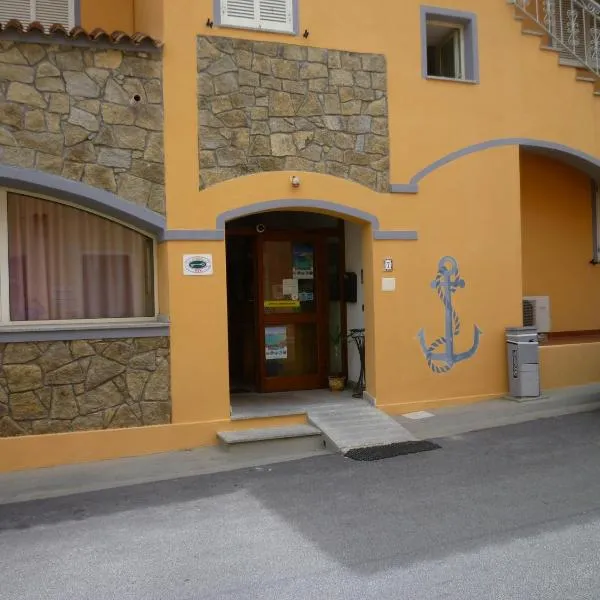 Hotel L'Ancora, hotel en Capo Testa