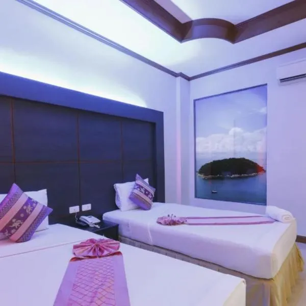 Blue Carina Hotel Phuket photo 2