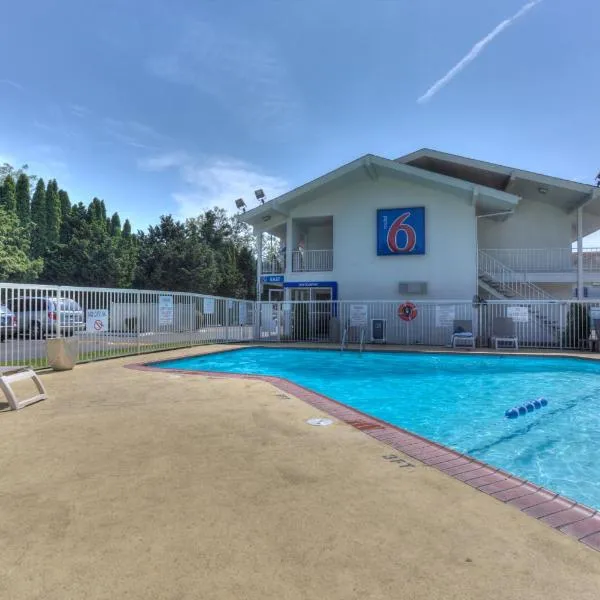 Motel 6-Tigard, OR - Portland South - Lake Oswego, hotel v destinaci Tigard
