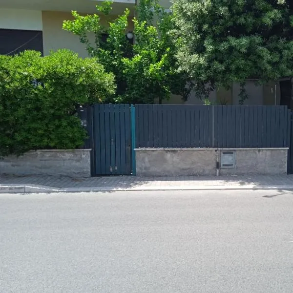 Casa SoleMare a pochi passi dalla spiaggia di Terracina, hotel v destinaci Terracina