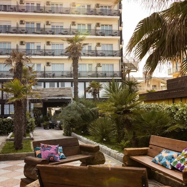 Hotel Constellation, hotel v destinaci Lido di Savio