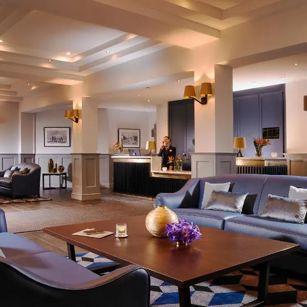 Temple Bar Hotel, hotel in Castleknock