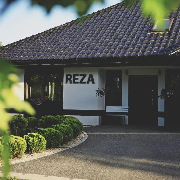 Reza, hotel a Rząsawa