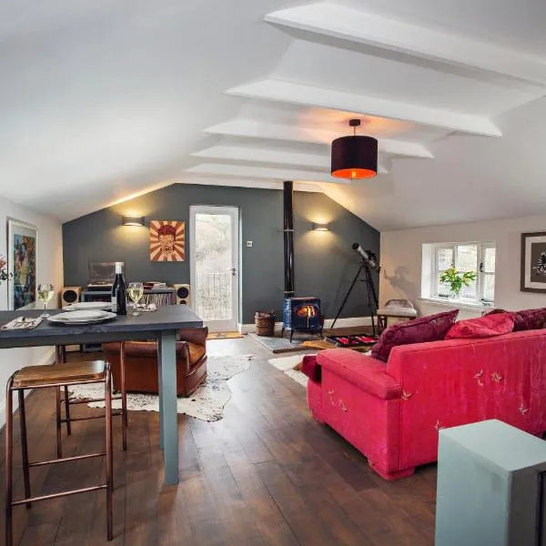 Black Mountains Stylish Hideaway, nr Crickhowell, hotel a Llanbedr