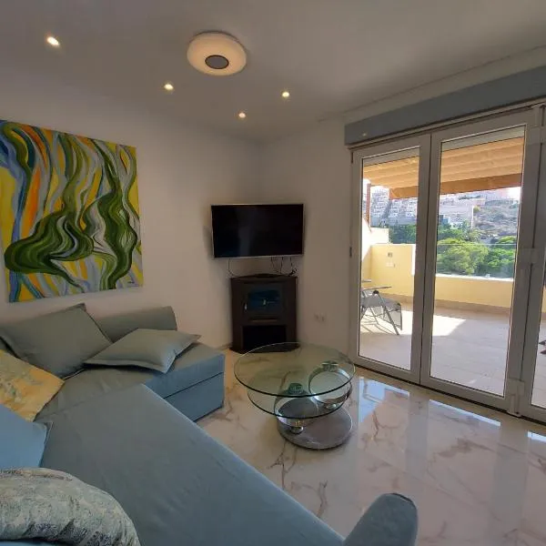 NIDO DEL AMOR deluxe 1a linéa Terraza Indoorpool Wifi Aire Netflix 10 metros a Cala del Pino, hotel v destinaci La Manga del Mar Menor