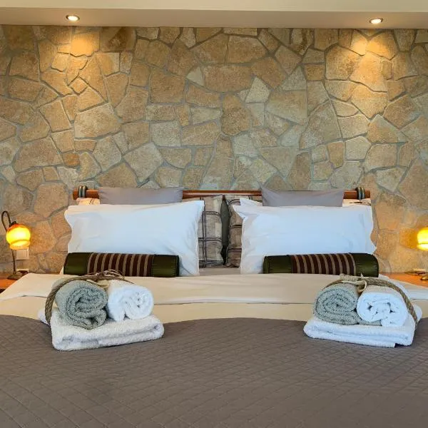 DoorMat# Wait 'N Sea, Jacuzzi, Luxury Stone House, hotel in Epanomí