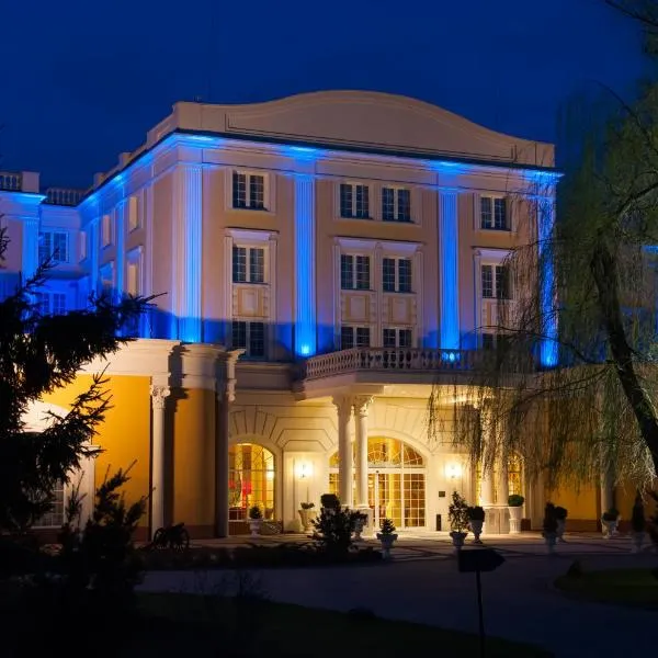 Hotel Windsor w Jachrance – hotel w mieście Rynia