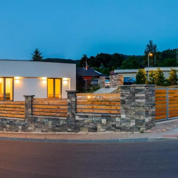 Tilia apartments Březová, hotel v destinaci Březová
