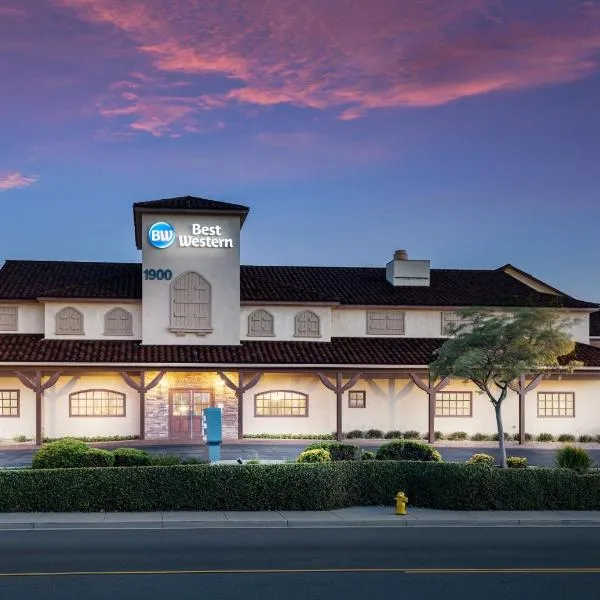 Best Western Corona Hotel & Suites, hotel in Corona