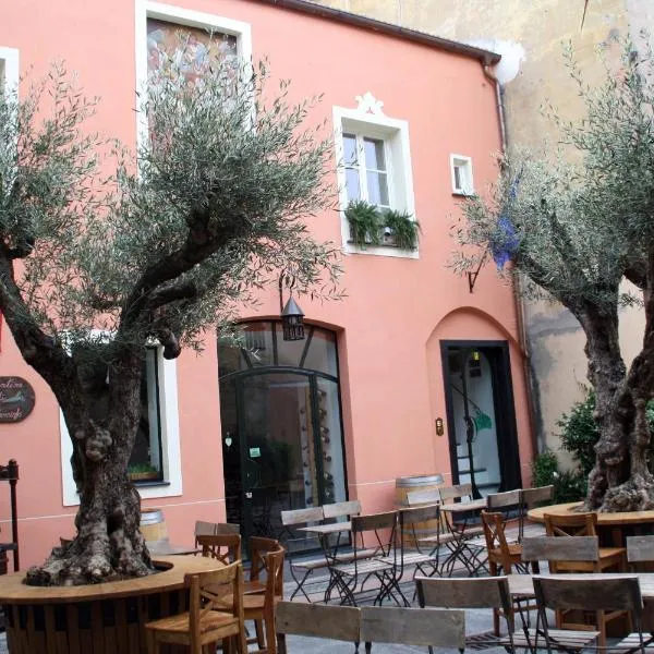 La dimora del Conte Bracco B., ξενοδοχείο στην Αλμπένγκα