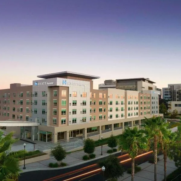 Hyatt House LA - University Medical Center, hotel v Los Angeles