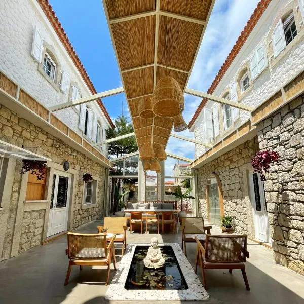Monk Alaçatı, hotel v mestu Alacati