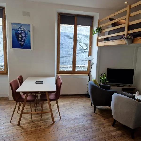QUIMPERLE Appartement Lumineux & Calme Basse-ville – hotel w mieście Quimperlé