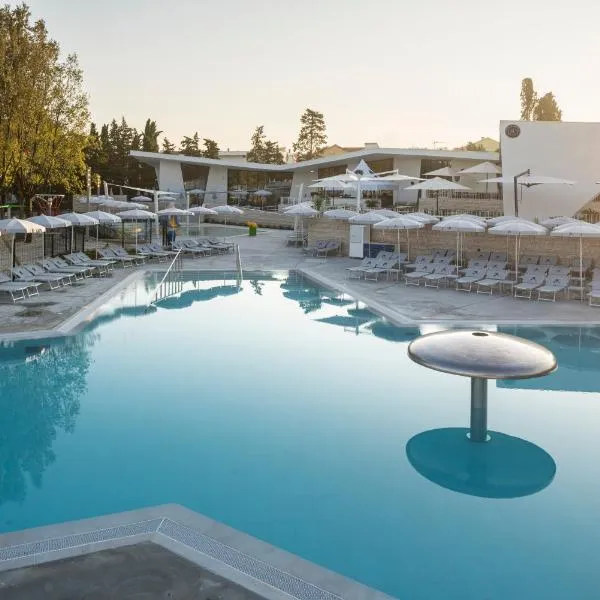 Falkensteiner Premium Mobile Homes and Camping Zadar、ザダルのホテル