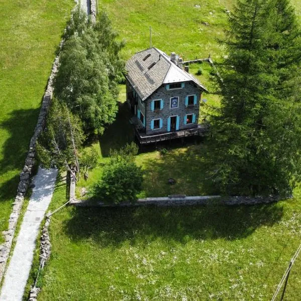 Il Cortese, hotel v destinaci Chiareggio