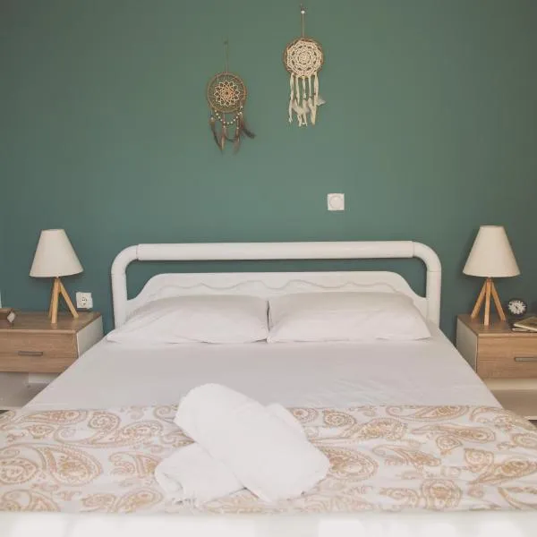 Villy's apartment, hotel in Vivari