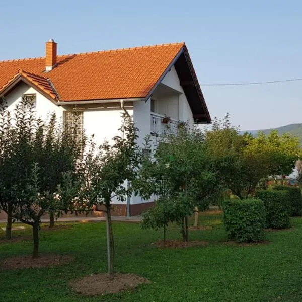 PLITVICE OAZA MIRA, hôtel à Smoljanac