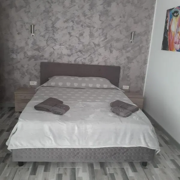 Bijou apartament, hotel a Constanţa