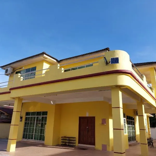 AL' Indara Bunglow Homestay Taiping, hotel v destinaci Taiping