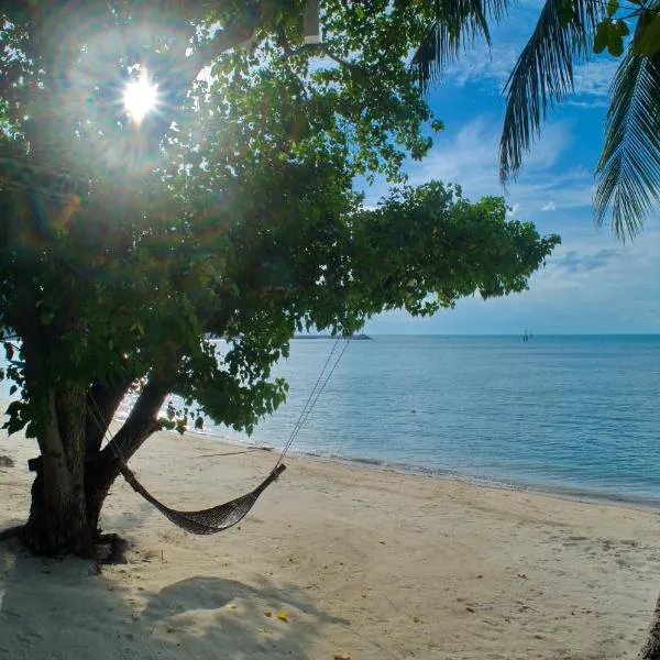 ๋ฆฌ๋น ๋์ด์ ์์นํ ํธํ
At Samui Haus