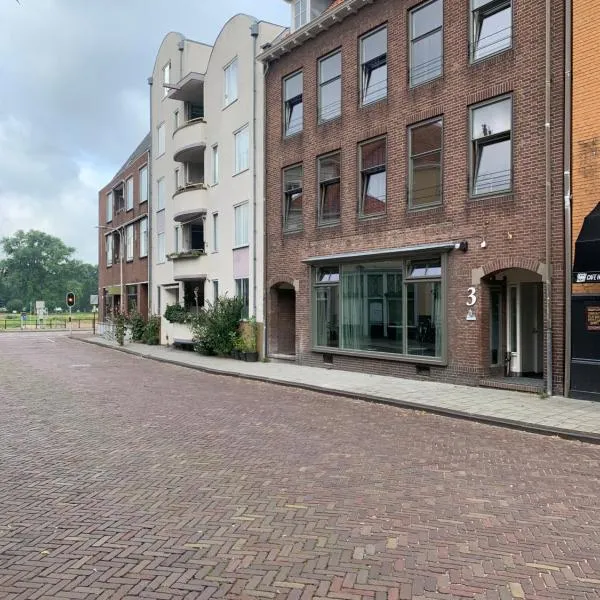 Stadshotel aan de IJssel in centrum Deventer, hotel v destinaci Deventer