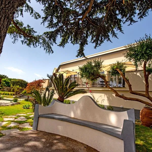 Villa Barone、プローチダのホテル