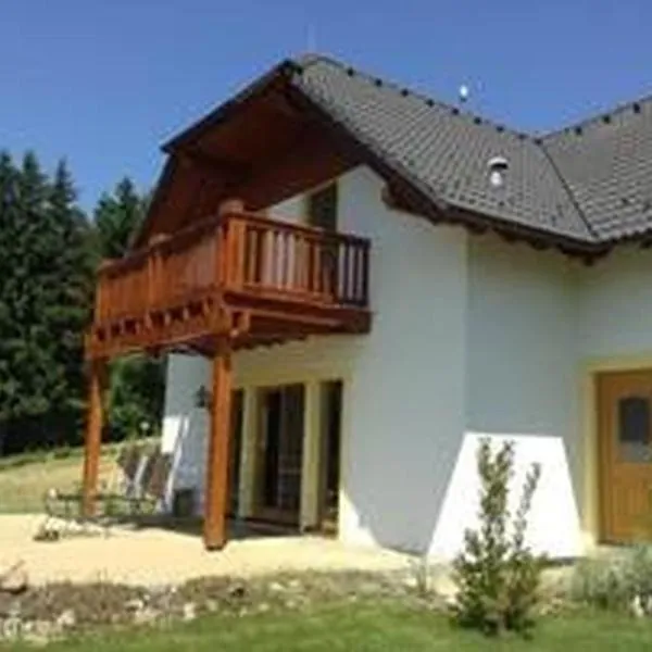 Villa Gamma - Lipno Home, hotel in Lipno nad Vltavou