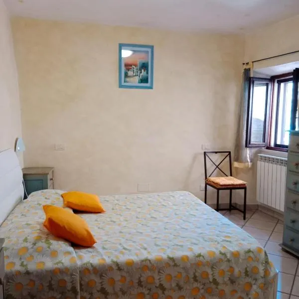 Casa girasole, hotel i Giglio Castello