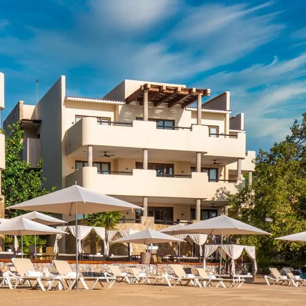 Celeste Beach Residences Huatulco Curamoria Collection、Mojónのホテル