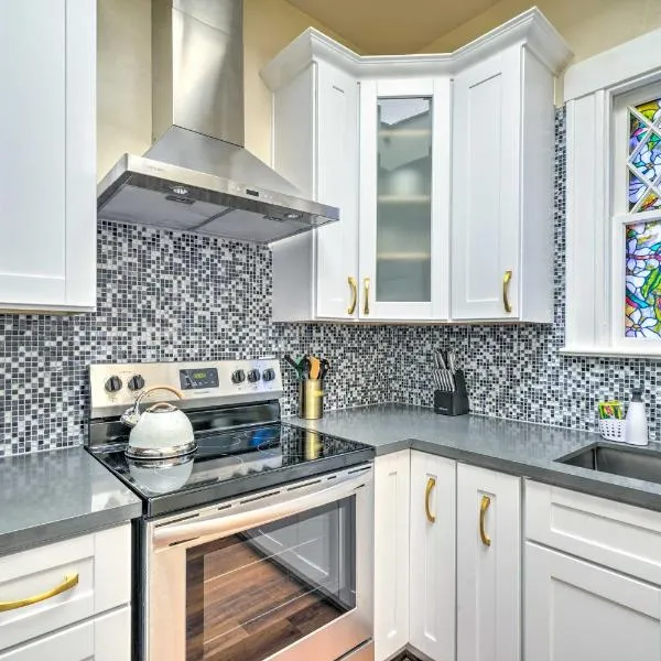Cozy Carpinteria Apartment Walkable Location, hotel in Carpinteria