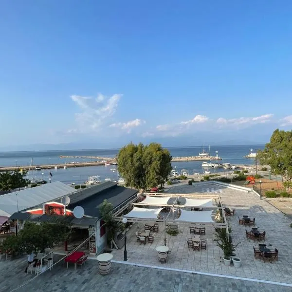 Grand Apartments, hotel v destinaci Néa Koróni