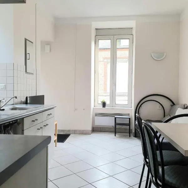 Appartement au n°1 centre d'Avranches, hotel v destinaci Avranches