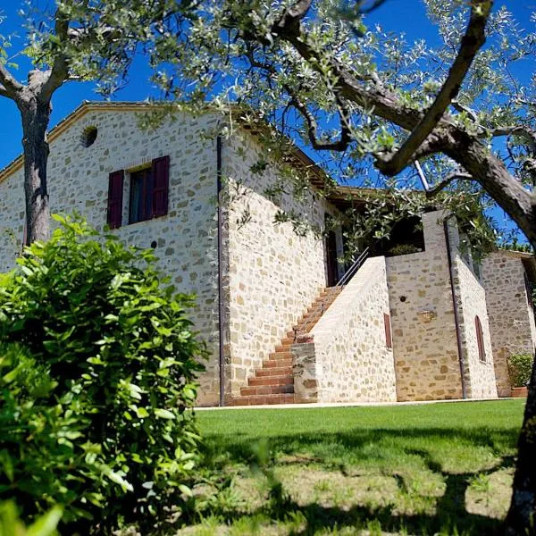 Agriturismo Le Colombe Assisi, hotel i Giomici