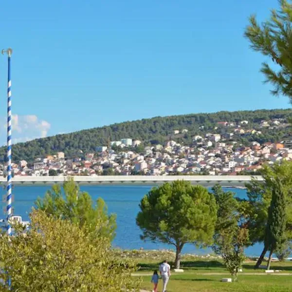 Lux Trogir, hotel v Trogiru