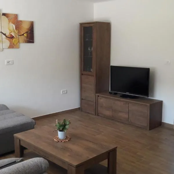 Apartma Sterle, hotel in Markovec