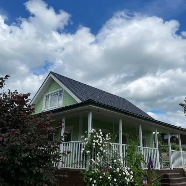 Aunt Owl’s House, hotel Elvában