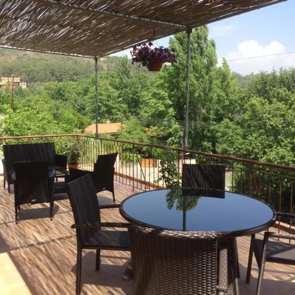 AYIOS NICOLAOS RIVER PARK, hotel v destinaci Pera Pedi