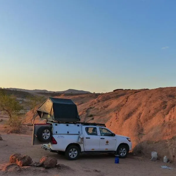 Ozohere Campsite and Himba Village, hotel v destinaci Uis