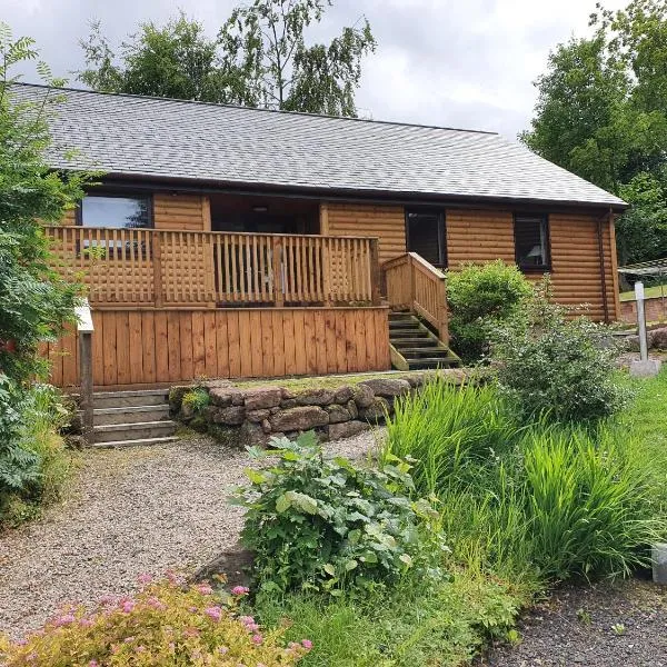 Upper Rosemount Lodge, hotel v destinaci Blairgowrie