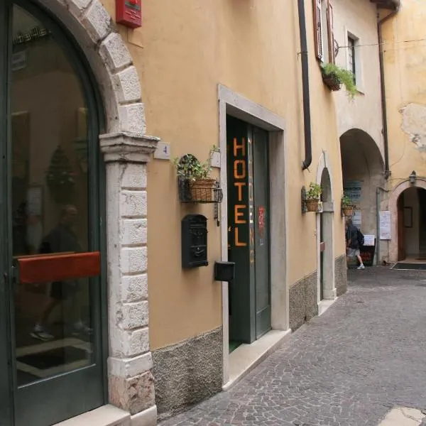 Hotel Modena old town, hotell i Malcesine