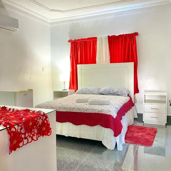 Complejo Ecoturistico Rancho Cielo, hotel v destinaci Licey al Medio