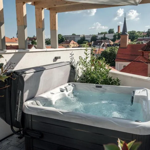 Loftlakásom****, hotel v destinácii Veszprém