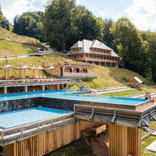 Pensiunea Pă Coastă, hotel en Mara