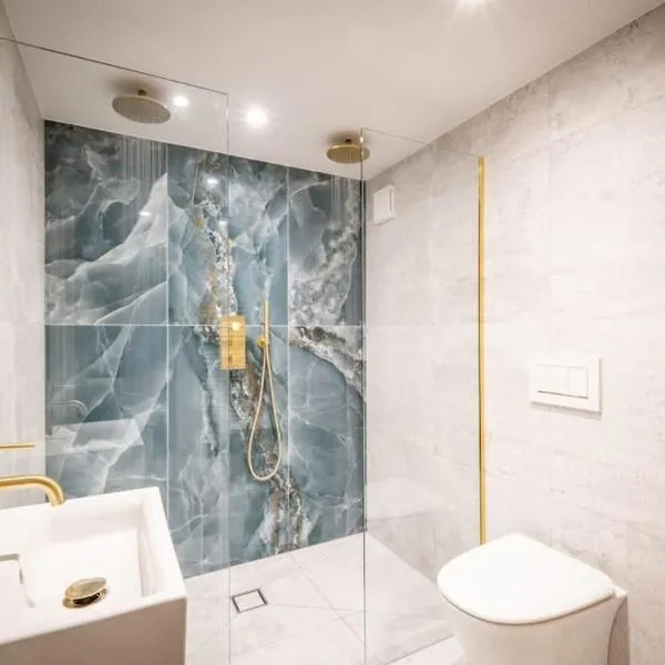 Glen Wynne Apartment Lovely Central Pet Friendly - FREE off-site Health Club access with Pool, Sauna, Steam Room & Gym Short 5 Minute Drive Away, хотел в Уиндърмиър