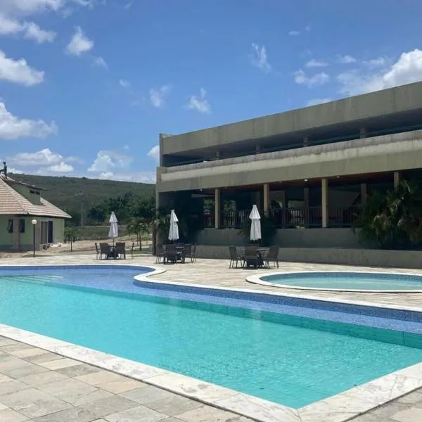 FLAT VILLA MONTE CASTELO, hotel v destinaci Bezerros