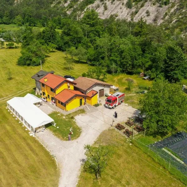 Alloggio agrituristico Pociat – hotel w mieście Chiusaforte