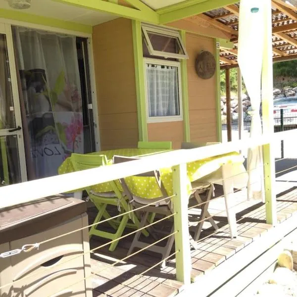 Chalet à deux pas de la plage, hotel v destinaci Martigues